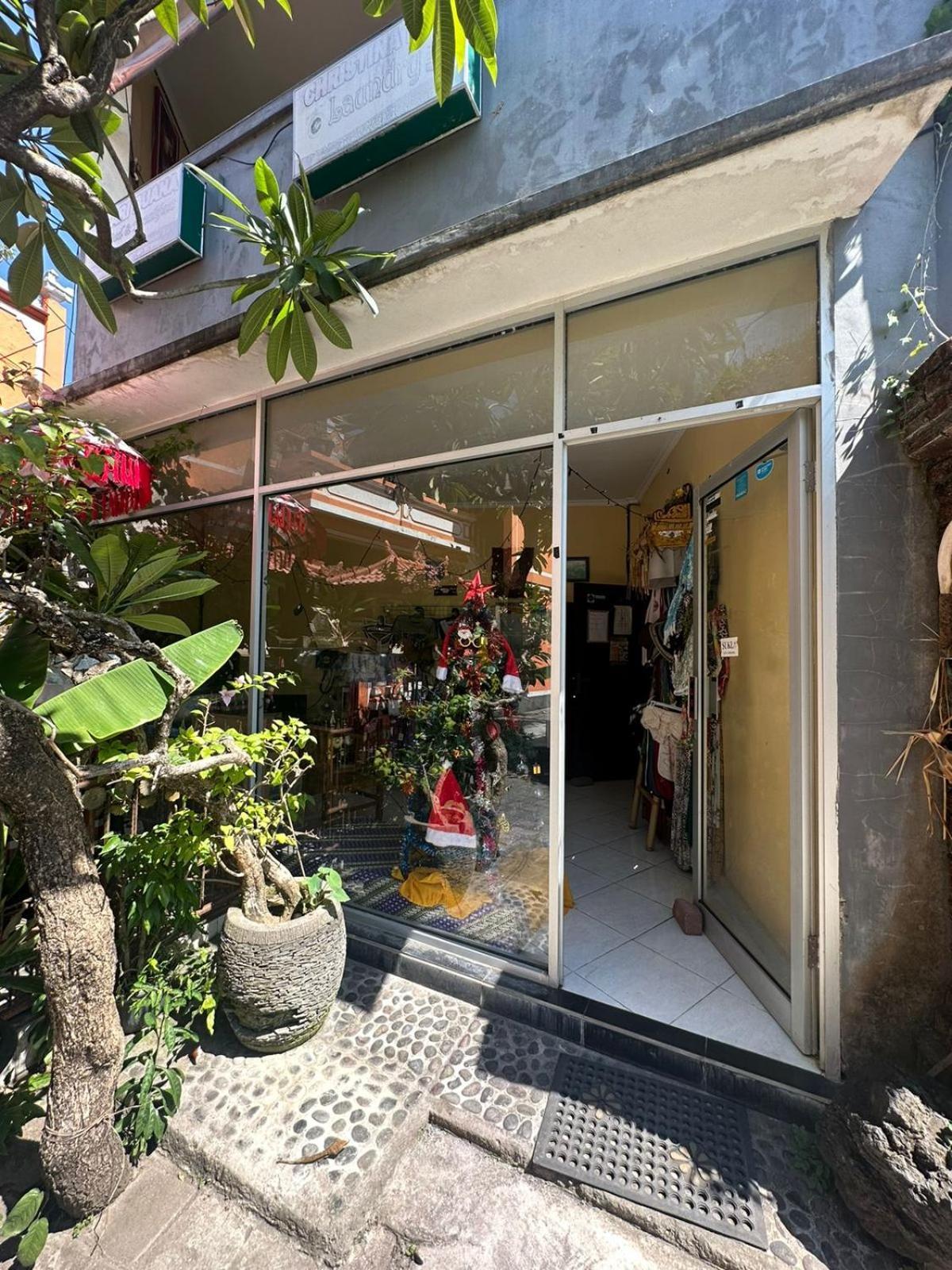 Sari Buana Bed & Breakfast Kuta  Ngoại thất bức ảnh