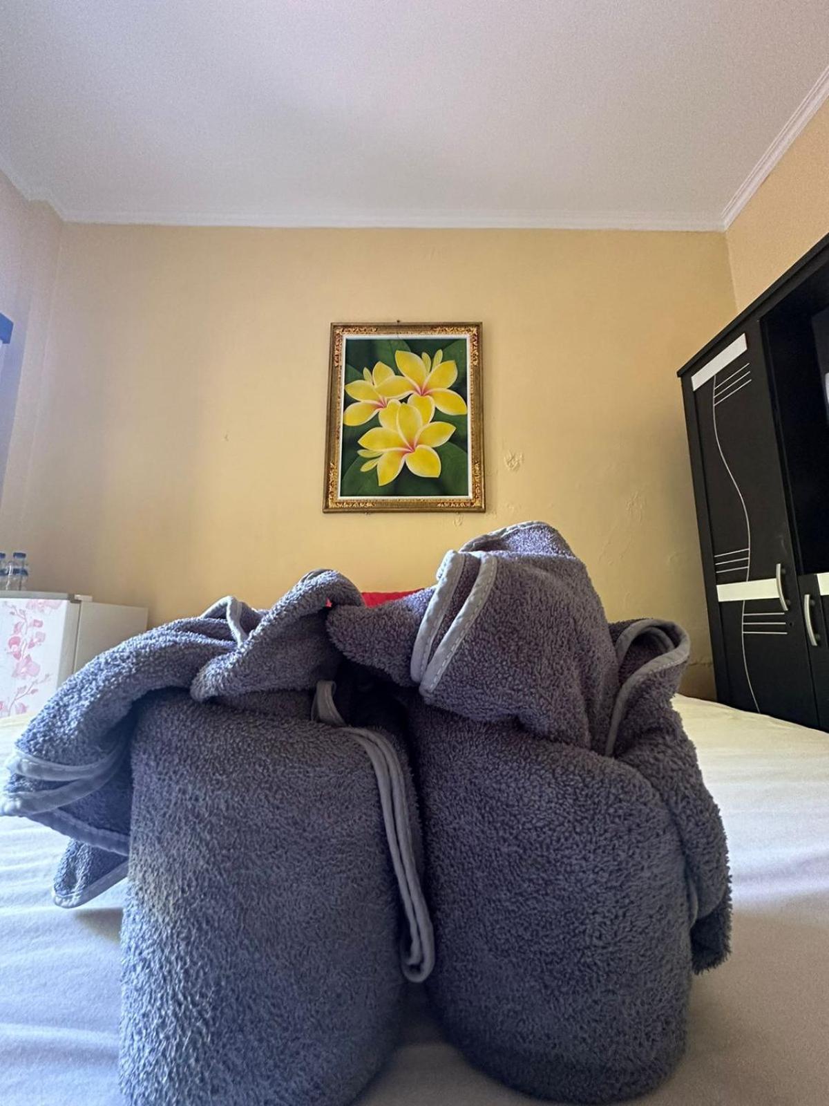 Sari Buana Bed & Breakfast Kuta  Ngoại thất bức ảnh