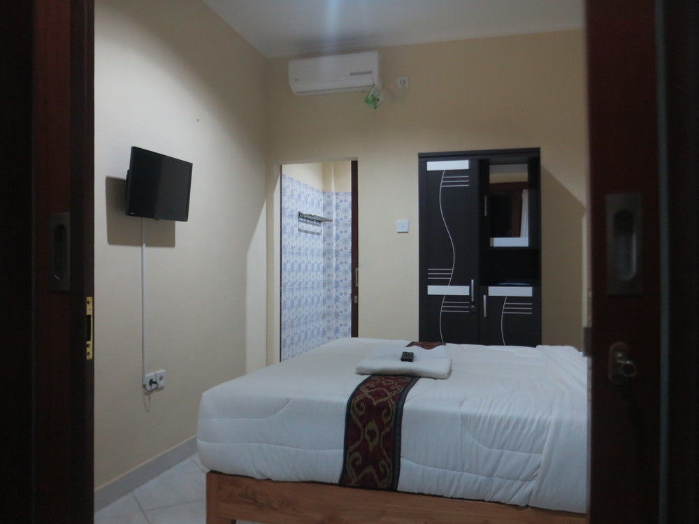 Sari Buana Bed & Breakfast Kuta  Ngoại thất bức ảnh